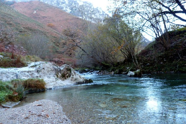 Desfiladero del rio casano Picos de Europa 45